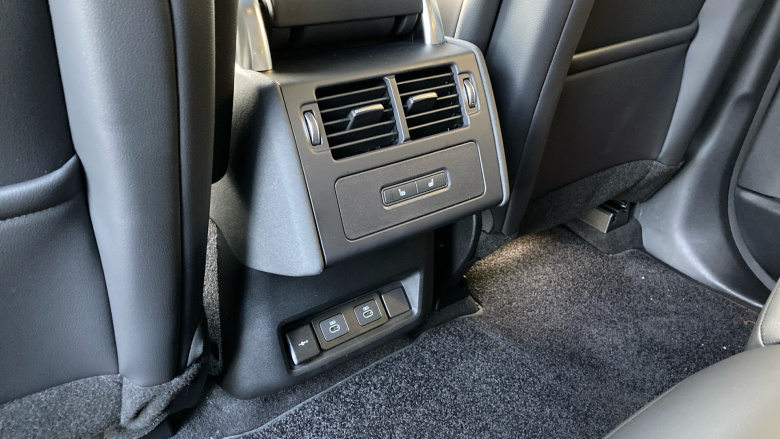 Land Rover Discovery 3.0 D350 Dynamic SE 5dr Auto Diesel Station Wagon